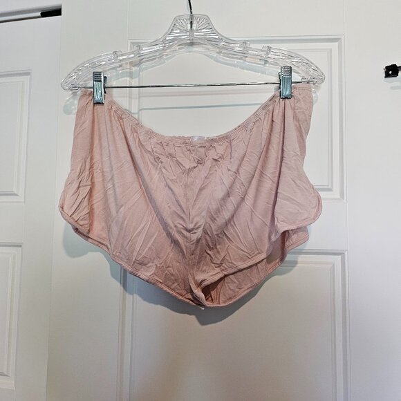 Euforia Gaia Open-Cut Shorts - Picture 1 of 3